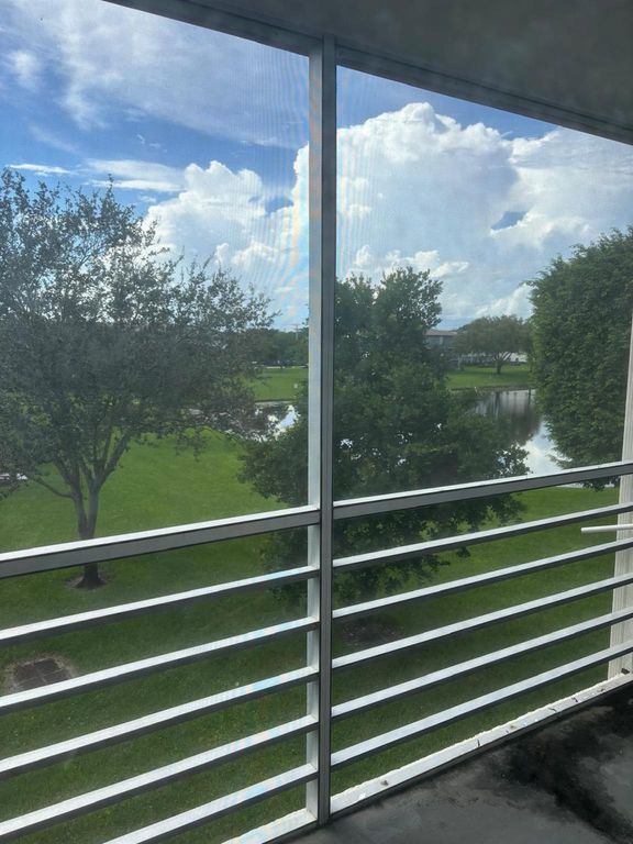 Image 4 of property listing at 156 Brighton D 156, Boca Raton, FL 33434