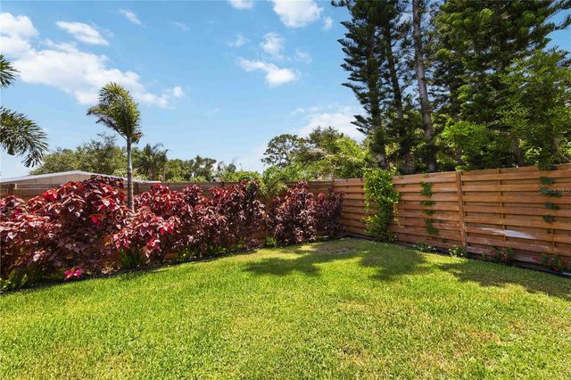 309 PAVONIA ROAD, Nokomis, FL 34275