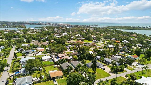 309 PAVONIA ROAD, Nokomis, FL 34275