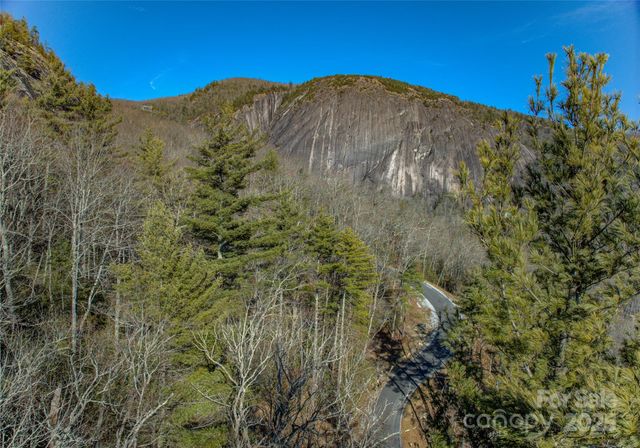 135 Lonesome Valley Road, Sapphire, NC 28774