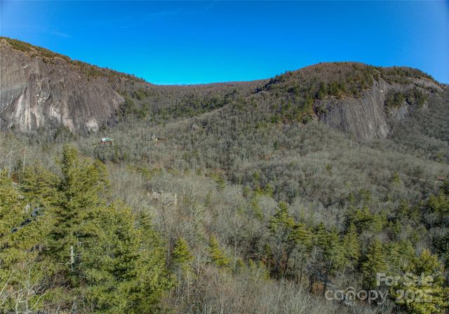 135 Lonesome Valley Road, Sapphire, NC 28774