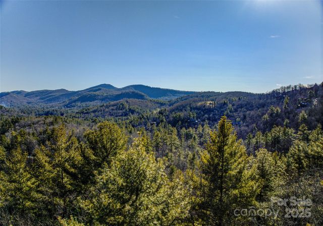135 Lonesome Valley Road, Sapphire, NC 28774