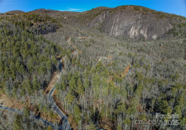 135 Lonesome Valley Road, Sapphire, NC 28774