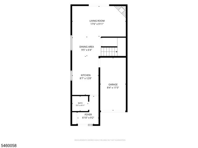 4 Star Lake Rd E, Bloomingdale Boro, NJ 07403