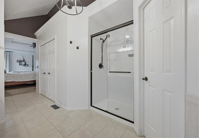 30125 W 93rd Court, De Soto, KS 66018