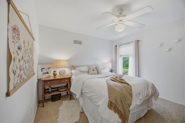 30125 W 93rd Court, De Soto, KS 66018
