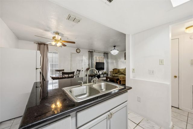 8456 Leawood Boulevard, Houston, TX 77072