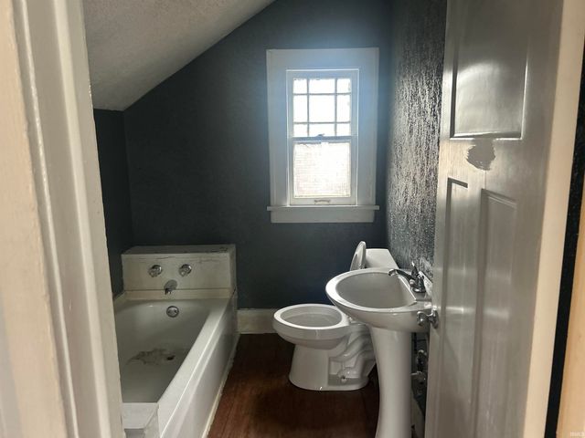 705 N Johnson Street, South Bend, IN 46628
