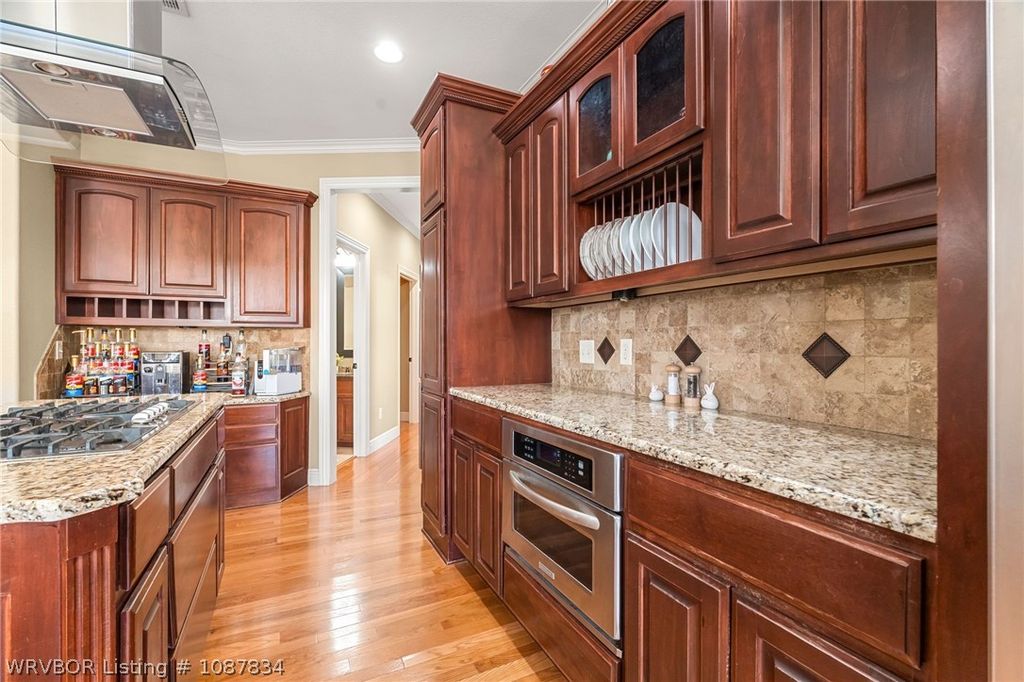 1011 E Uniontown Street 1011 E Uniontown Street