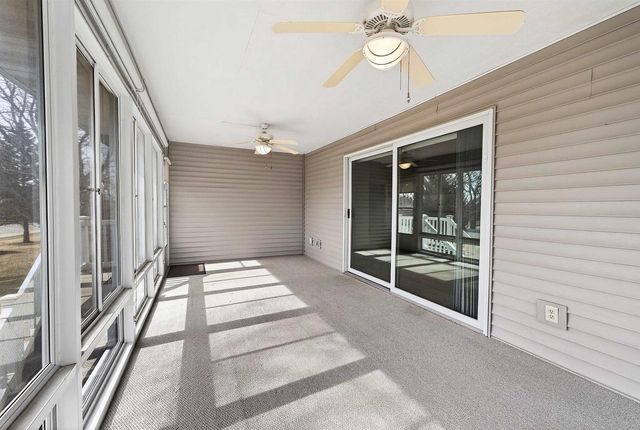 5703 W OPEN Meadow, Mcfarland, WI 53558