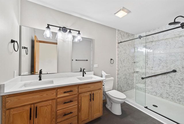 5703 W OPEN Meadow, Mcfarland, WI 53558