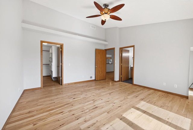 5703 W OPEN Meadow, Mcfarland, WI 53558