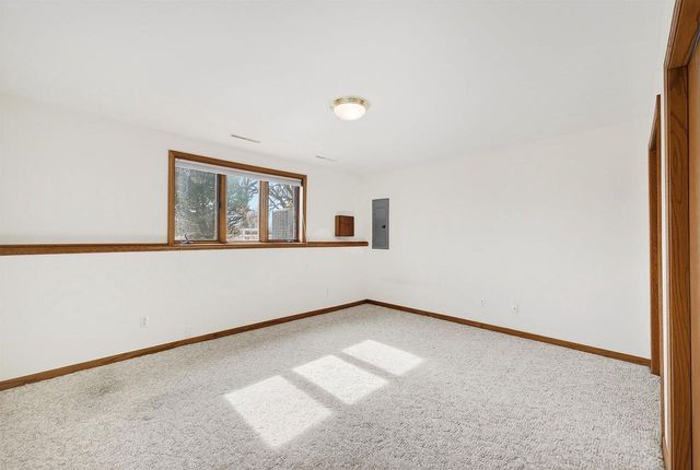 5703 W OPEN Meadow, Mcfarland, WI 53558