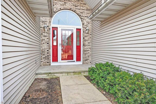 5703 W OPEN Meadow, Mcfarland, WI 53558