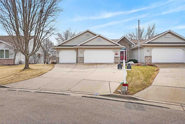 5703 W OPEN Meadow, Mcfarland, WI 53558