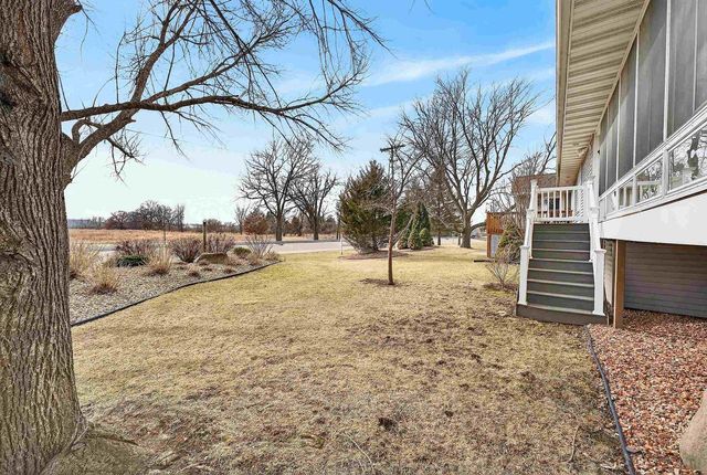 5703 W OPEN Meadow, Mcfarland, WI 53558