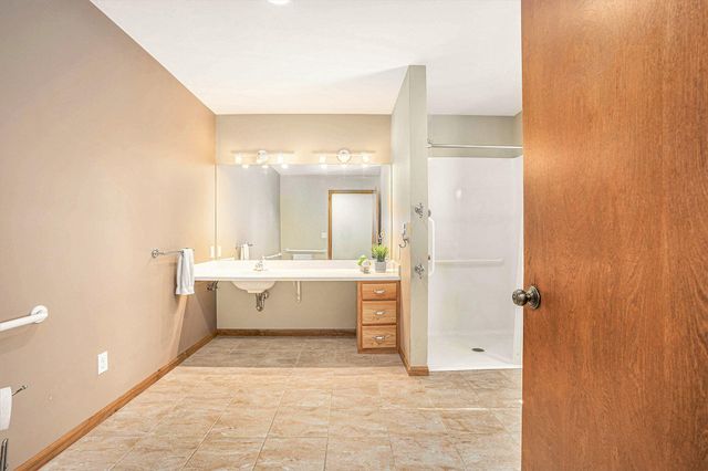 6027 146th Avenue, Holland, MI 49423