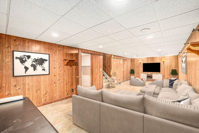 6027 146th Avenue, Holland, MI 49423