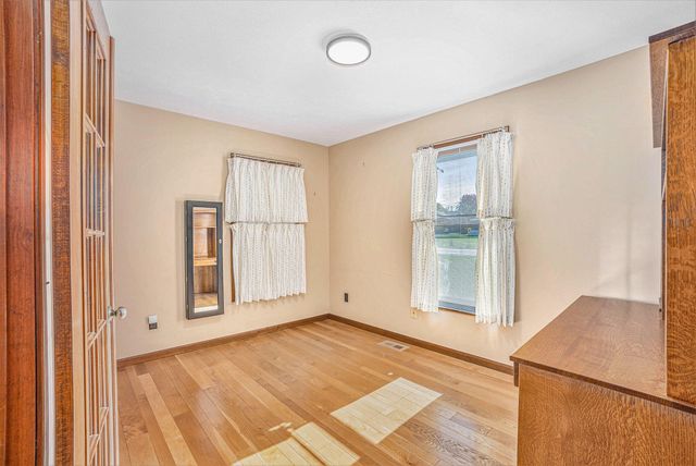 6027 146th Avenue, Holland, MI 49423