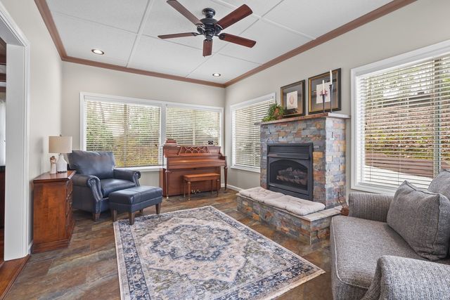 87 Woodglen Court, Ellijay, GA 30540