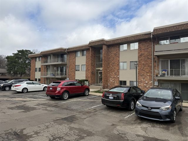 742 W Kilgore Road 106, Kalamazoo, MI 49008