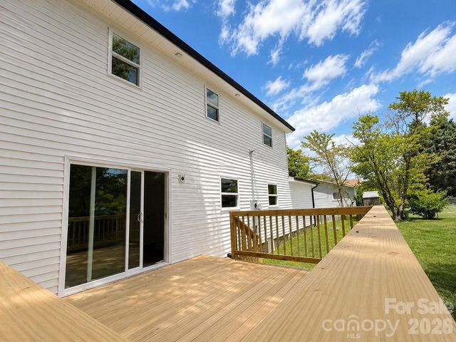 2606 Pine Forest Drive, Gastonia, NC 28056