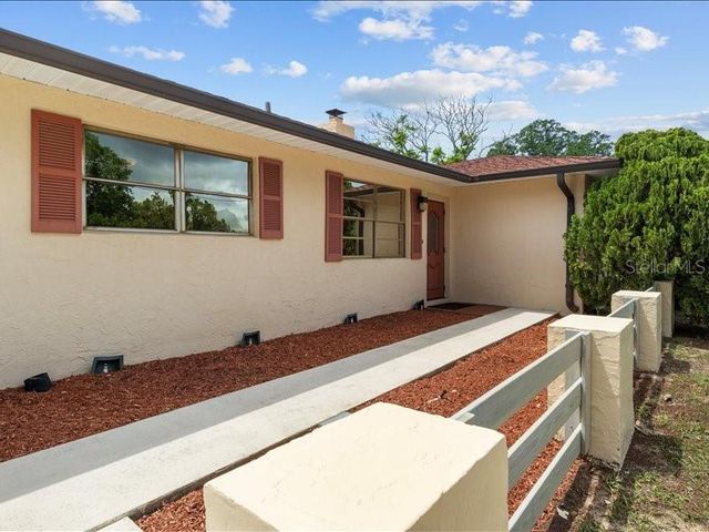 230 S LAKE STARR BOULEVARD, Lake Wales, FL 33898