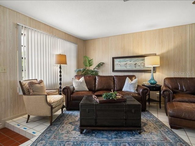 230 S LAKE STARR BOULEVARD, Lake Wales, FL 33898