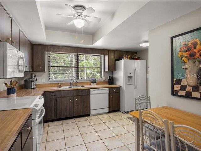 230 S LAKE STARR BOULEVARD, Lake Wales, FL 33898