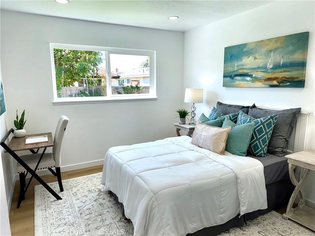 15851 Dundalk, Huntington Beach, CA 92647