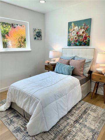 15851 Dundalk, Huntington Beach, CA 92647