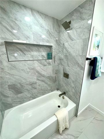 15851 Dundalk, Huntington Beach, CA 92647