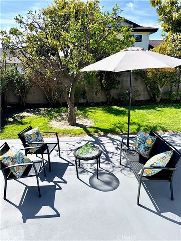 15851 Dundalk, Huntington Beach, CA 92647