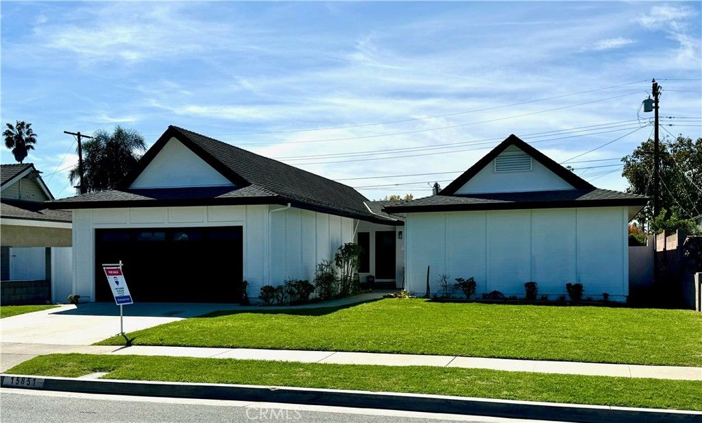 15851 Dundalk, Huntington Beach, CA 92647