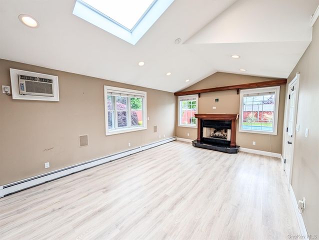 11 Curtis Avenue, Bellport, NY 11713