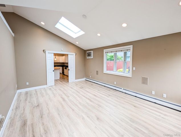 11 Curtis Avenue, Bellport, NY 11713