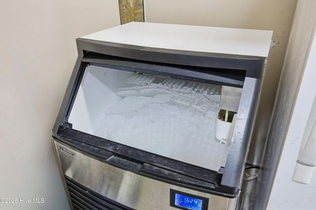 122 NE 12th Street, Oak Island, NC 28465