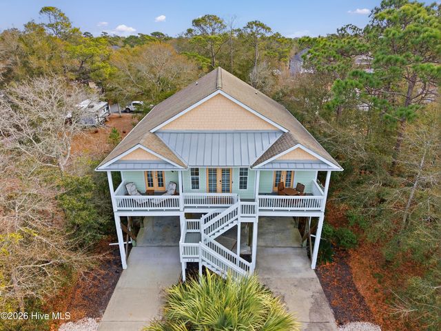 122 NE 12th Street, Oak Island, NC 28465
