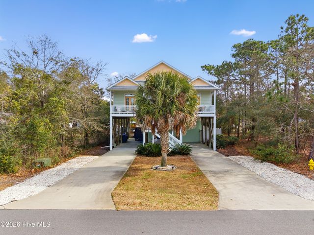 122 NE 12th Street, Oak Island, NC 28465