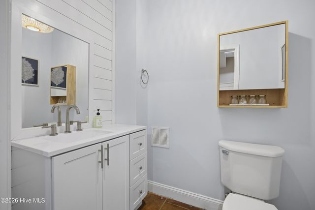 122 NE 12th Street, Oak Island, NC 28465