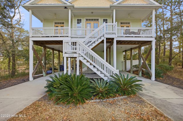 122 NE 12th Street, Oak Island, NC 28465