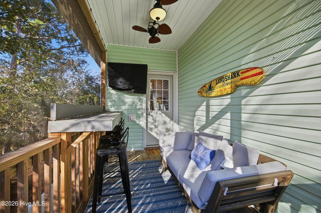 122 NE 12th Street, Oak Island, NC 28465