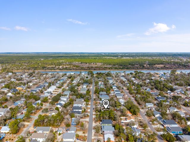 122 NE 12th Street, Oak Island, NC 28465