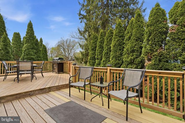 10 LACEY ST, Hatboro, PA 19040