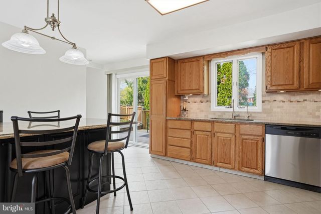 10 LACEY ST, Hatboro, PA 19040