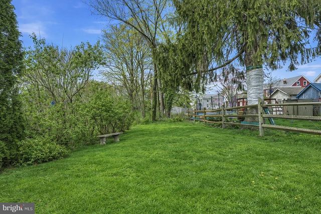 10 LACEY ST, Hatboro, PA 19040