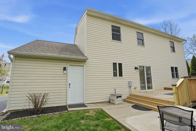 10 LACEY ST, Hatboro, PA 19040