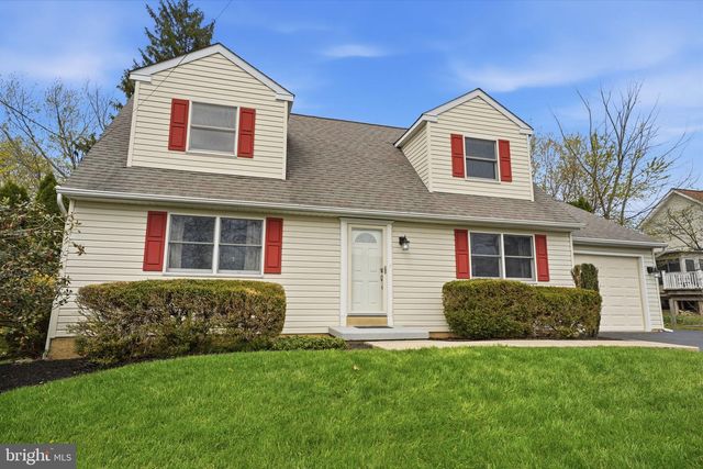 10 LACEY ST, Hatboro, PA 19040