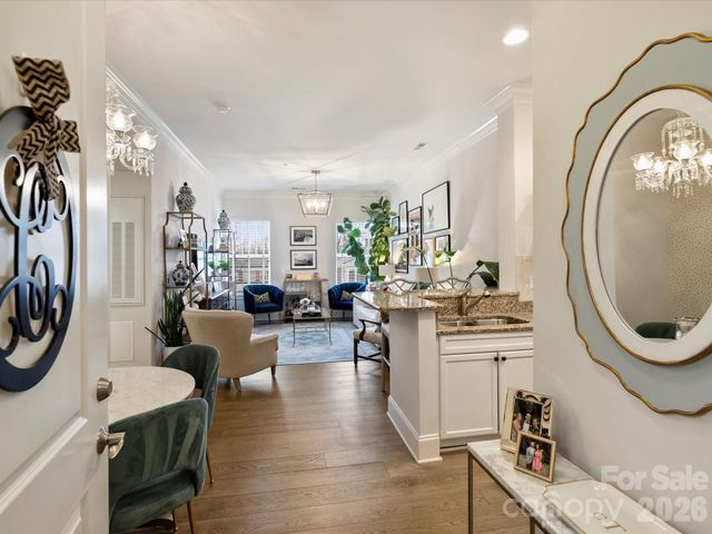 2978 Selwyn Avenue, Charlotte, NC 28209