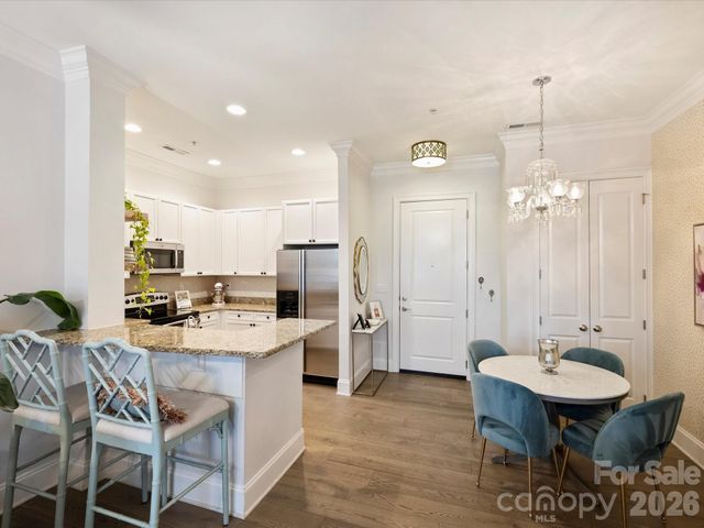 2978 Selwyn Avenue, Charlotte, NC 28209